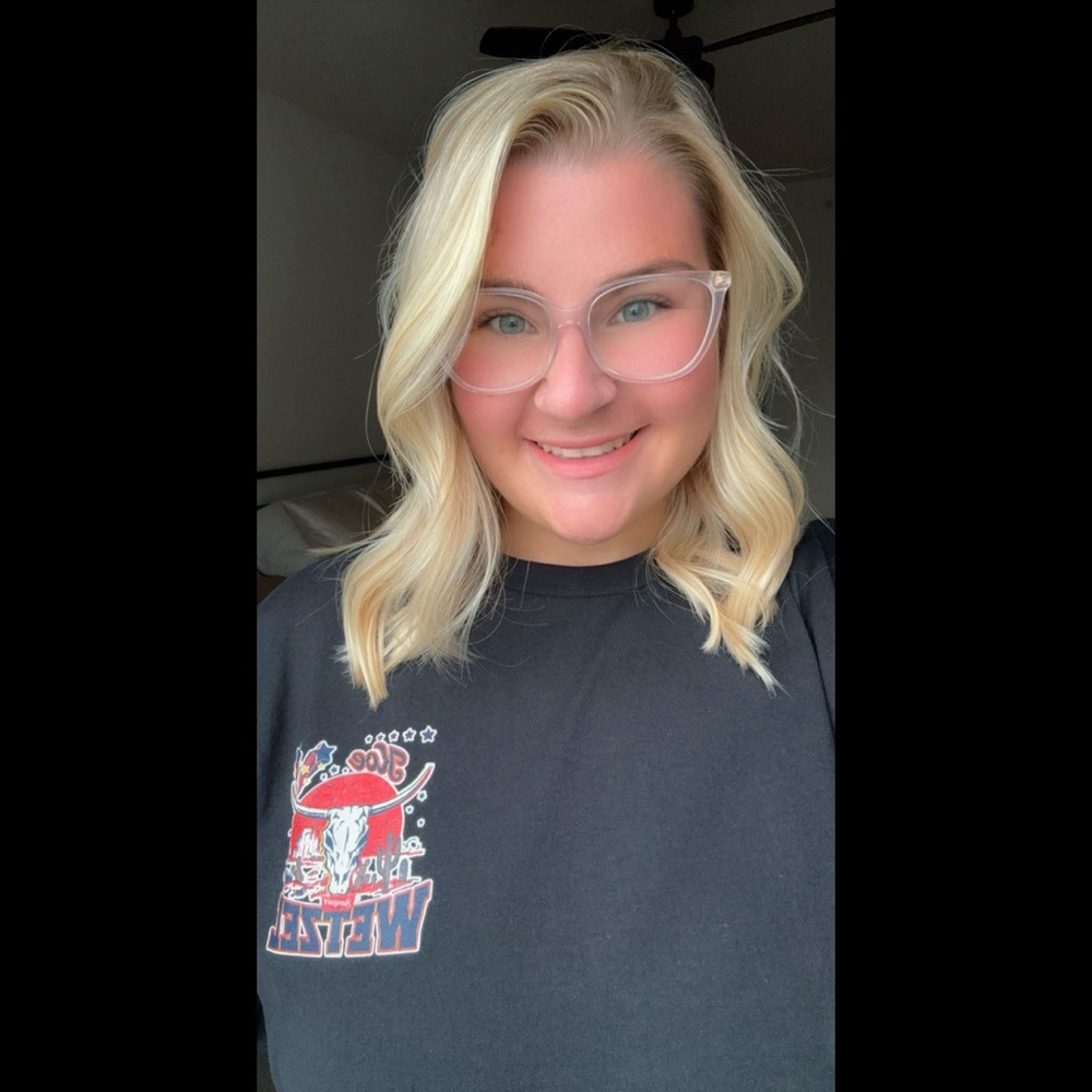 Meet your Posher, Caisie